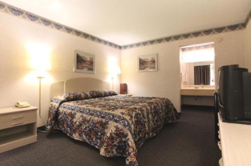 The Sanford Inn Camera foto